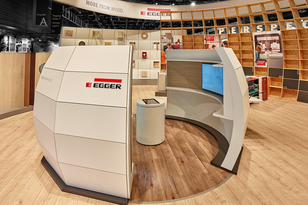 Egger Holz setzt p&p MultiTouch am Point of Sale auf der Messe Interzum 2015 in Köln ein.